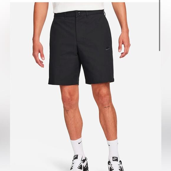 NWT Nike Club Men's Chino Shorts black 34